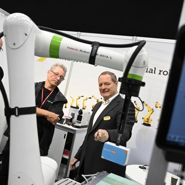 Product group at AUTOMATIK trade fair: Robotics